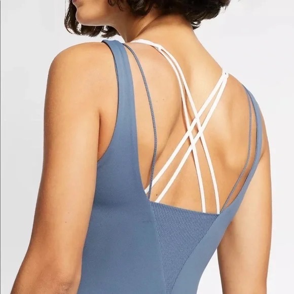 Yoga suit ! - Picture 4 of 11